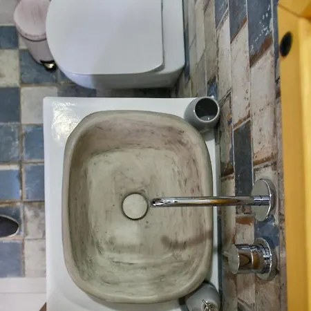 דירה Mespilus House *